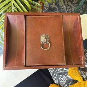Vintage Leather Jewelry Box w Brass Lion